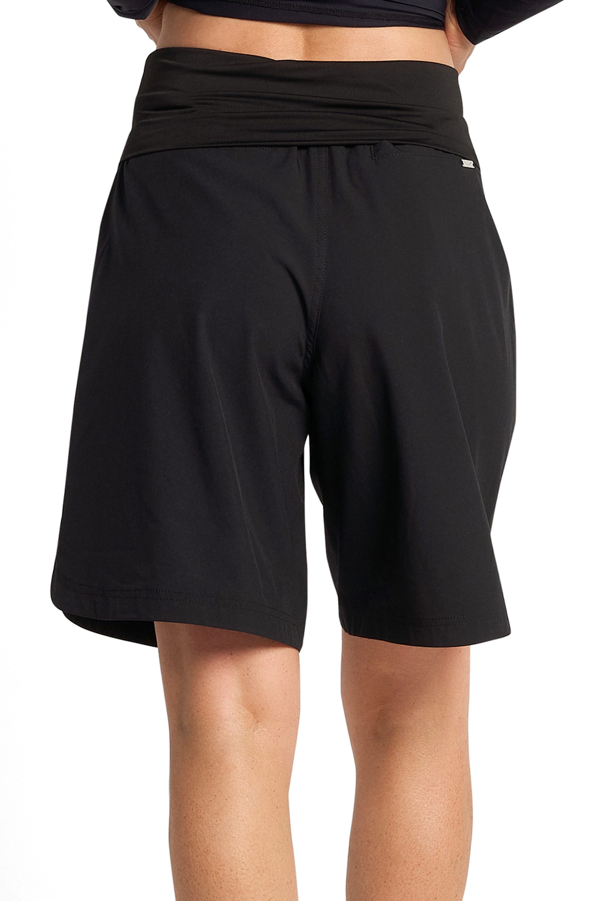 Cosmopolitan Roll Top Active Short-Black