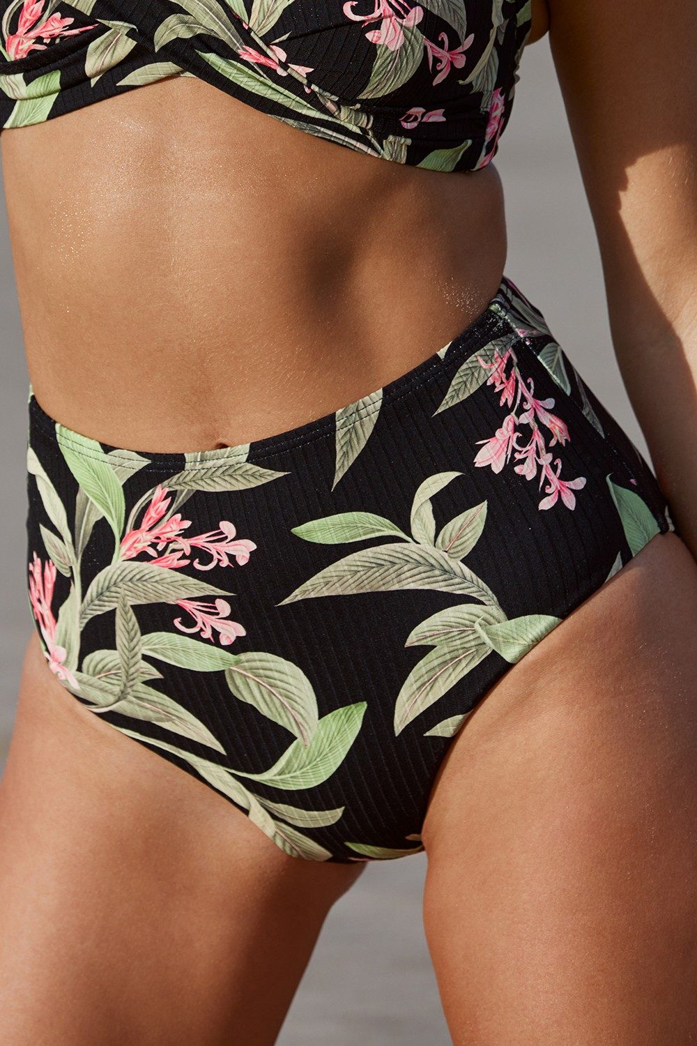 Amalfi High Waist Pant-Black