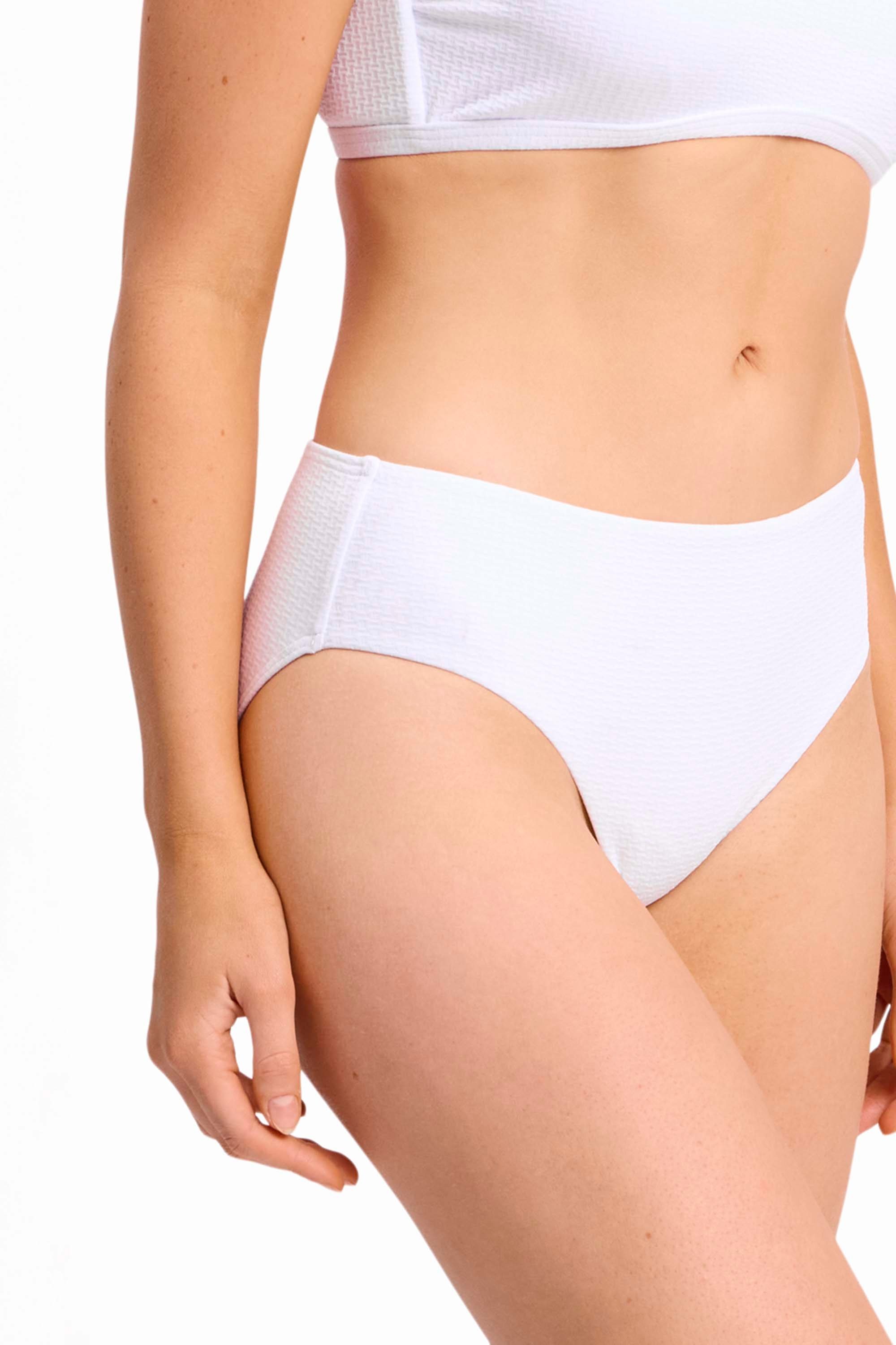 Pisces Mid Rise Pant-White